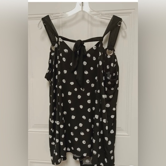 Lane Bryant NWT top - Picture 2 of 5